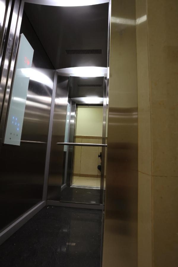 Hotel Sigma Suites Bangalore Extérieur photo